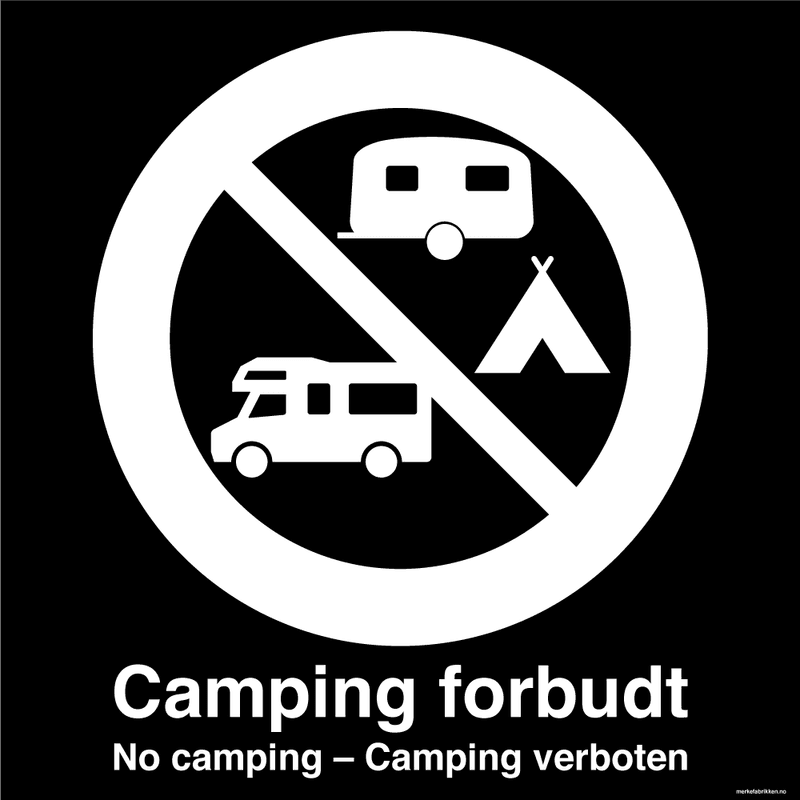 Camping forbudt - privatrettslig skilt med symbol og tekst