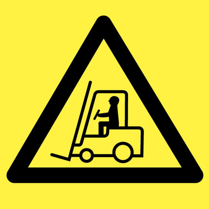 Se opp for truck - skilt med symbol og tekst